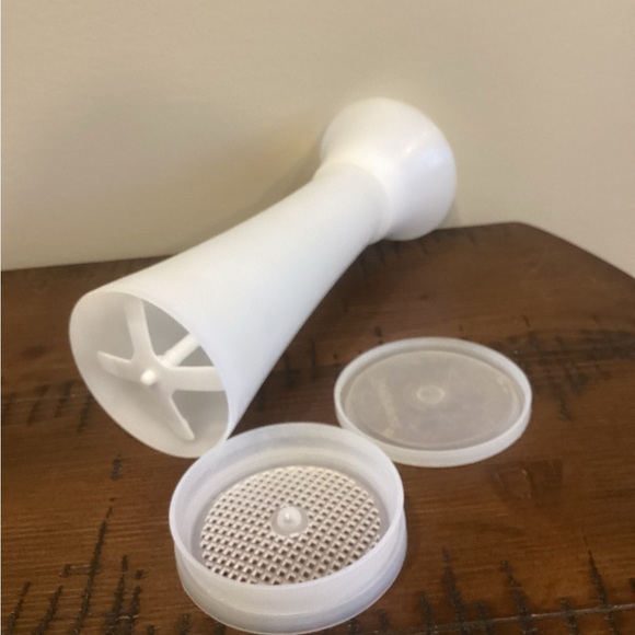 Vintage Tupperware - Picture 3 of 4